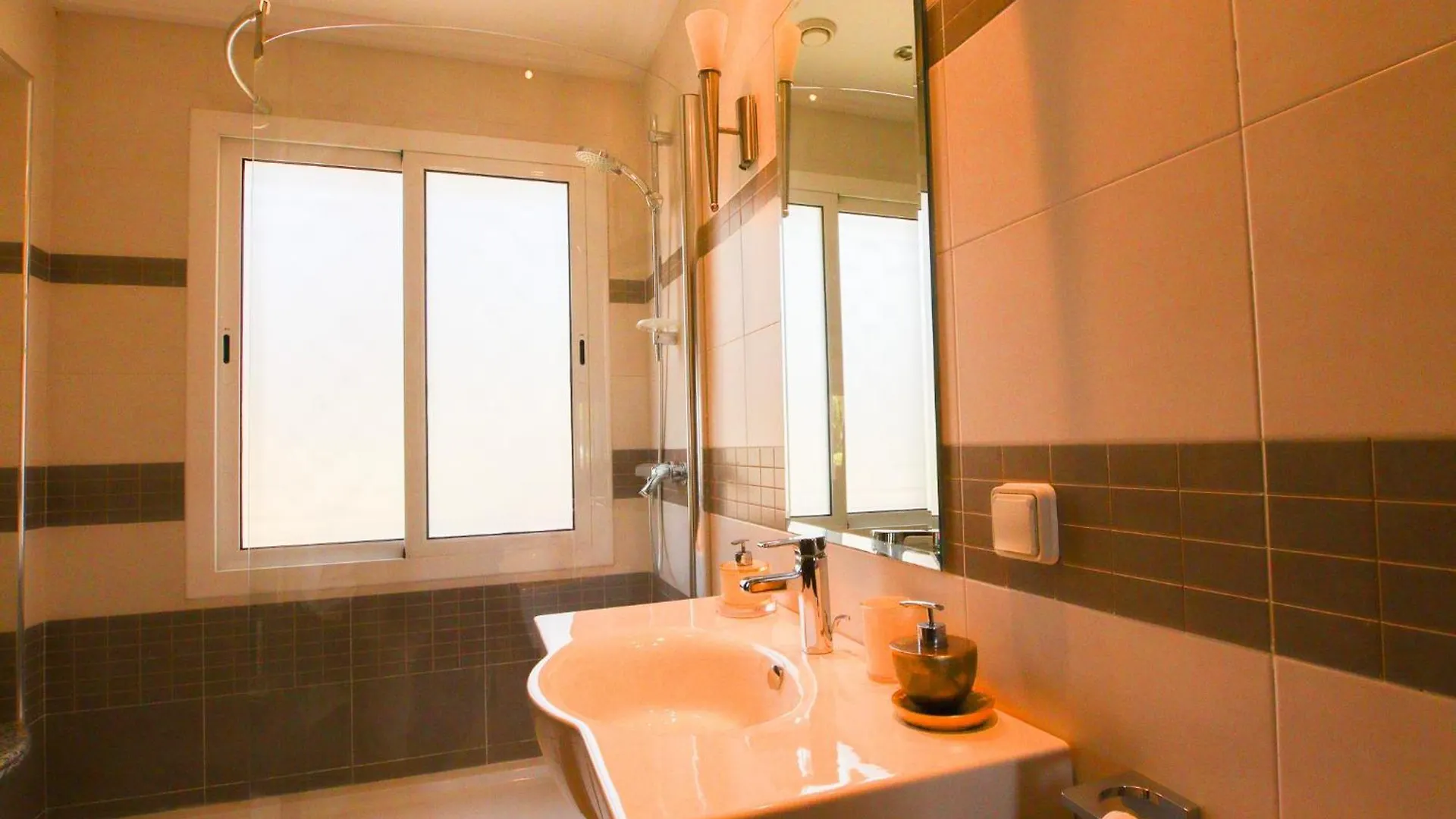 Bel Horizon - Luxe - Piscine - 8 Or 9 Px Apartment Agadir