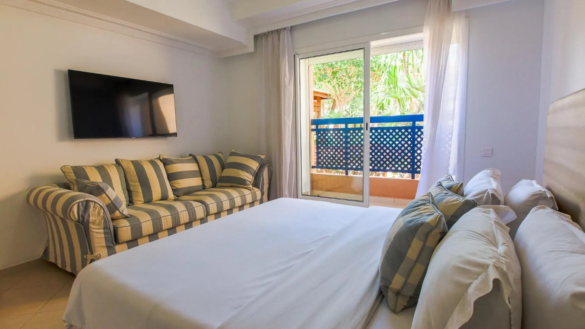 Bel Horizon - Luxe - Piscine - 8 Or 9 Px Apartment Agadir